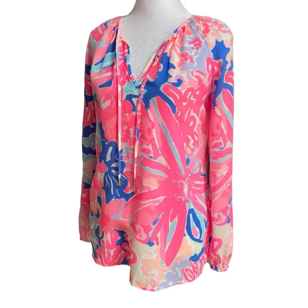 Lilly Pulitzer Playa Hermosa Willa Top Neon Pink Blues White Sz XS Long Sleeves - Picture 4 of 14